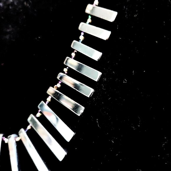 Elegant Hematite for Women - Picture 3 of 4